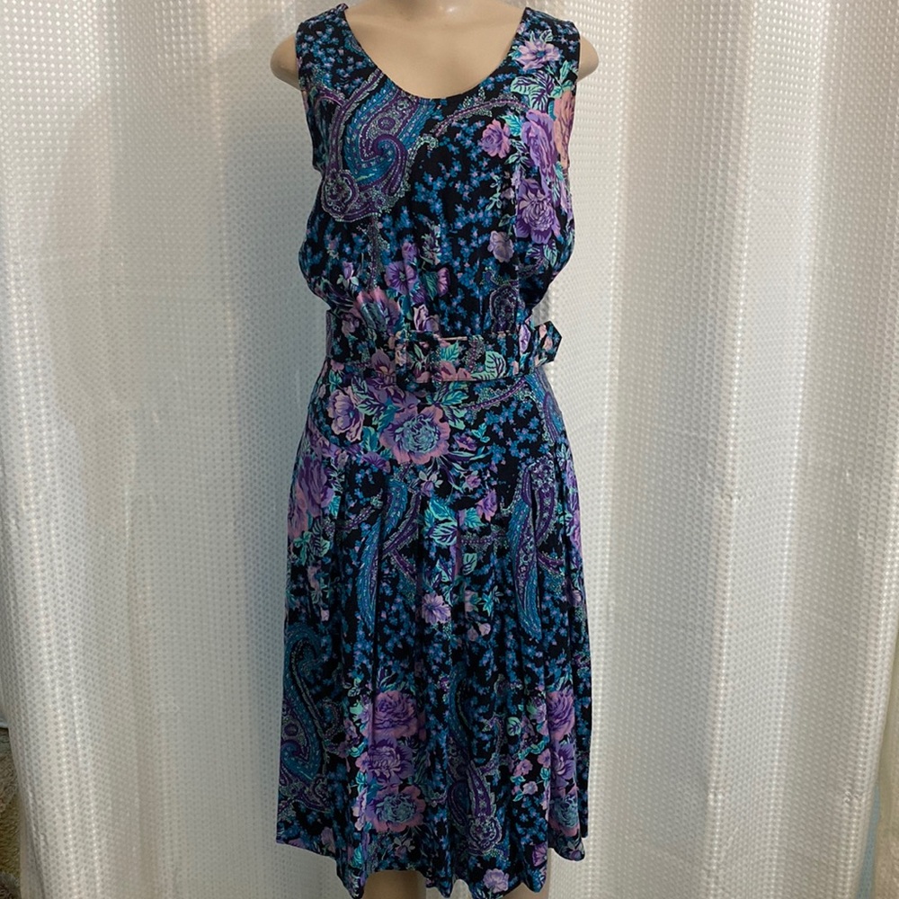 Vintage dress and matching belt